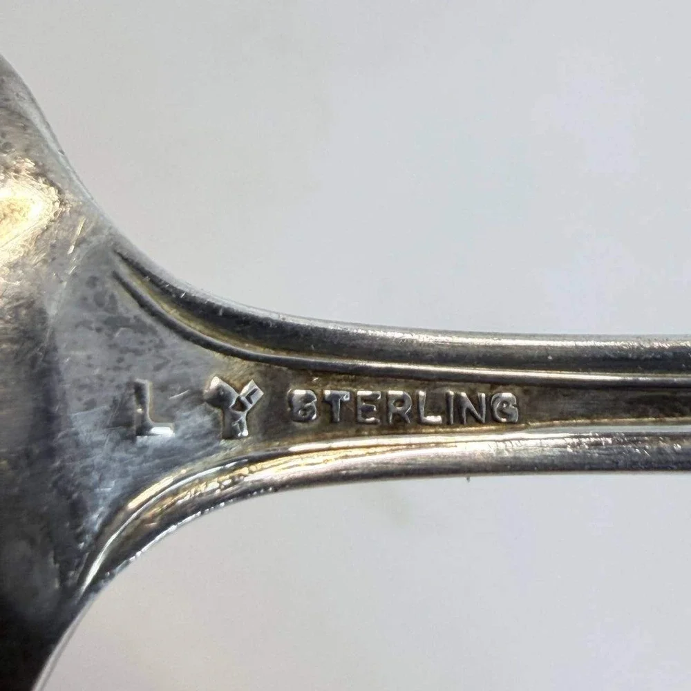Lunt Sterling Silver Mount Vernon Teaspoon 5.25 inch Monogram A 17g Vintage